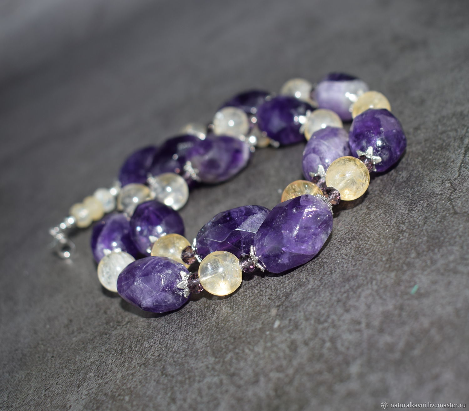 турмалин и аметист. бусы с цитрином и аметистом. бусы из аметиста 182-amo. магазин аметист натуральные камни. камень анастасии аметист.