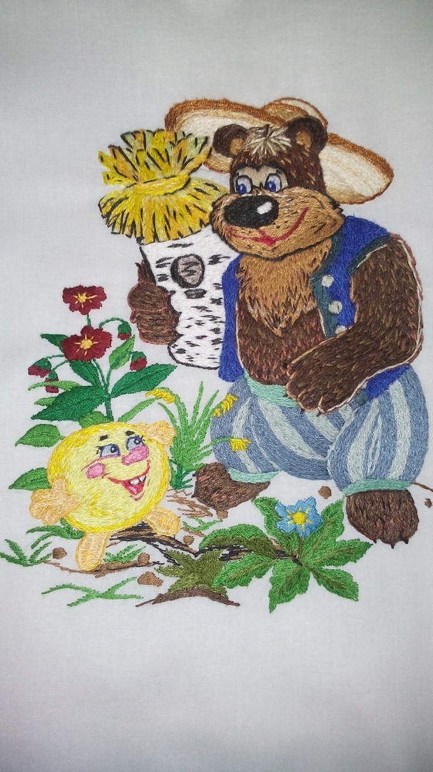 Медведь и колобок
