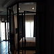 Лофт перегородка из стали и стекла, декорирована состаренным закалом `морена`. Проектируем, производим и монтируем перегородки в стиле лофт.