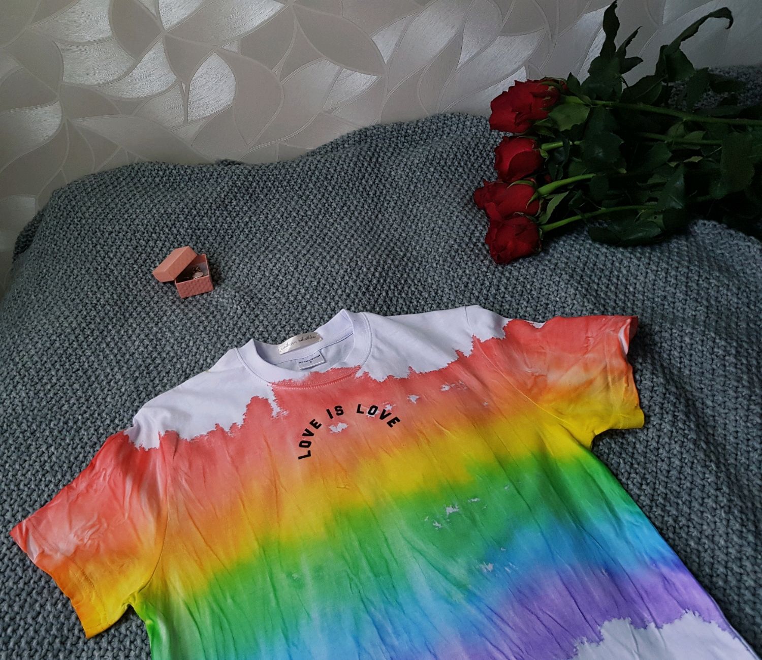 Радужная футболка в технике tie-dye в интернет-магазине на Ярмарке ...