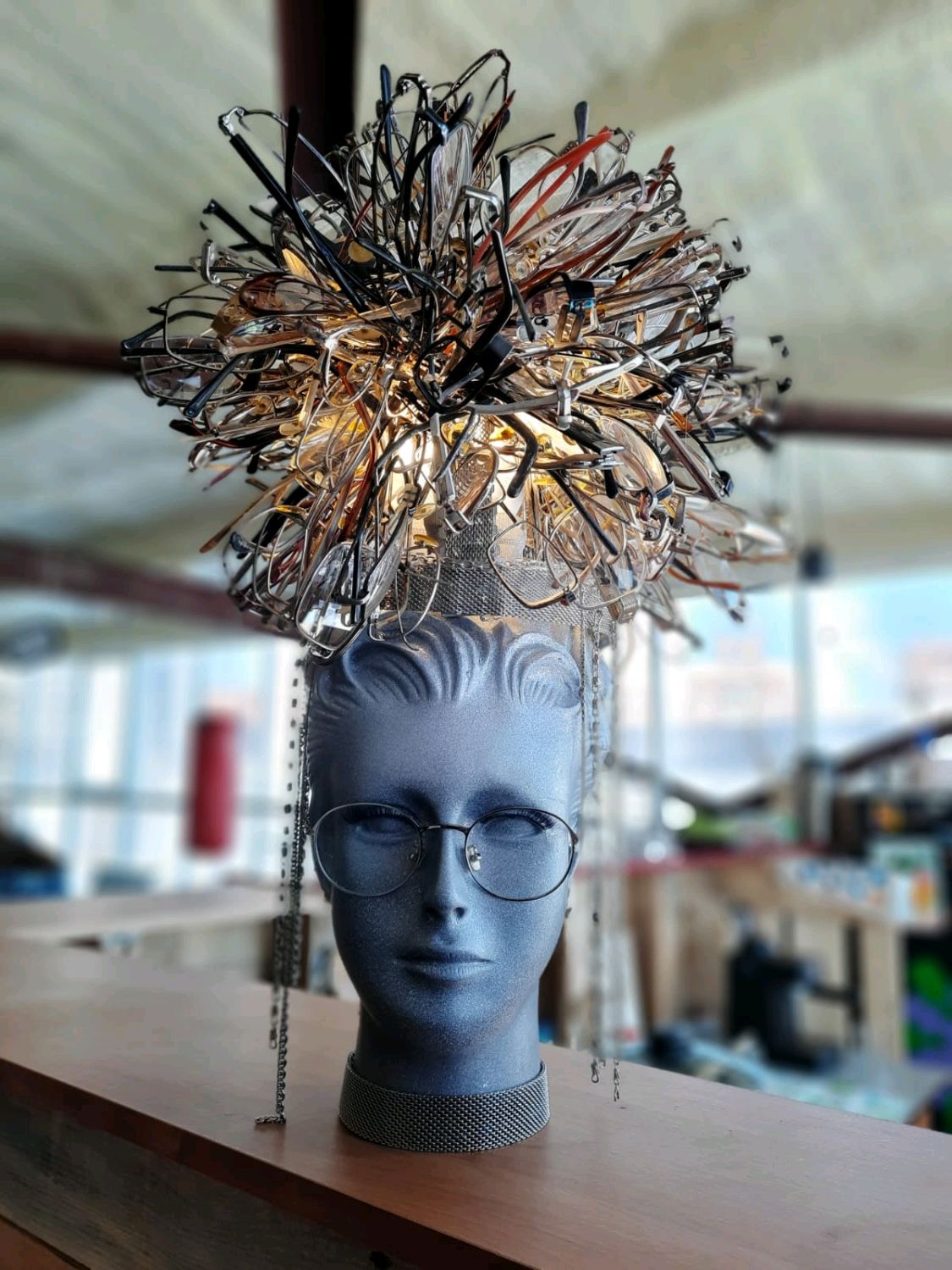 Оригинальный светильник из старых очков. в интернет-магазине на Ярмарке ...