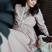 Romantic dress made of cotton sateen 