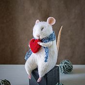 Мышка из зимнего леса