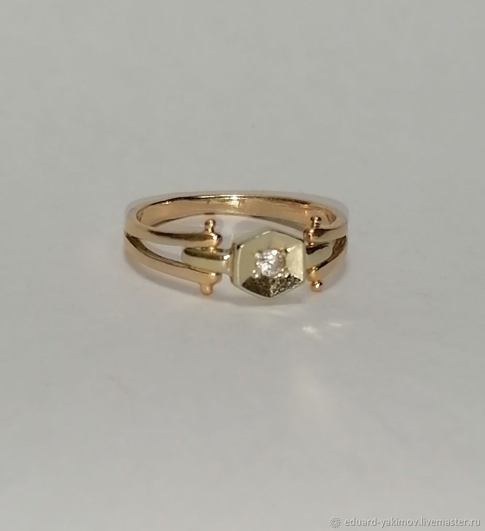 Кольцо ремешок с пряжкой золото 585