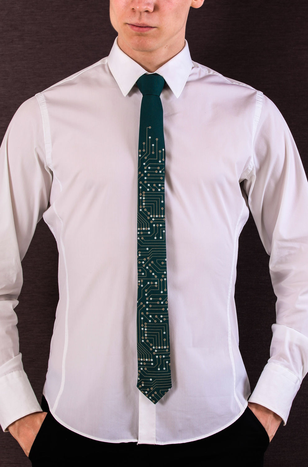 Стильные рубашки с галстуком