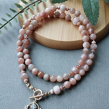 Колье с кулоном из солнечного камня ( гелиолит). . Украшения ручной работы - Ярмарка Мастеров Украшения ручной работы. Ярмарка Мастеров - ручная работа Колье с кулоном из солнечного камня ( гелиолит). Handmade.