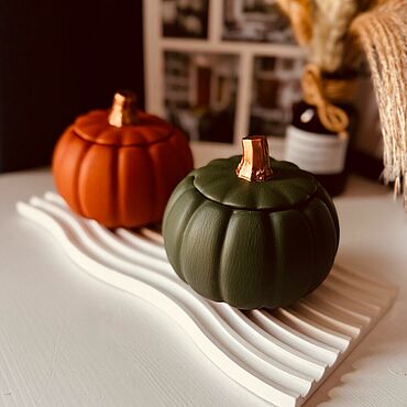 ТЫКВА соевая свеча в гипсовом подсвечнике. ДекорОтЕлены || DecorFromElena. Для дома и интерьера ручной работы - Ярмарка Мастеров Для дома и интерьера ручной работы. Ярмарка Мастеров - ручная работа ТЫКВА соевая свеча в гипсовом подсвечнике. Handmade.