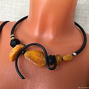 Украшения handmade. Livemaster - original item Stylish necklace made of natural stones. The yellow decoration on the rubber. Handmade.