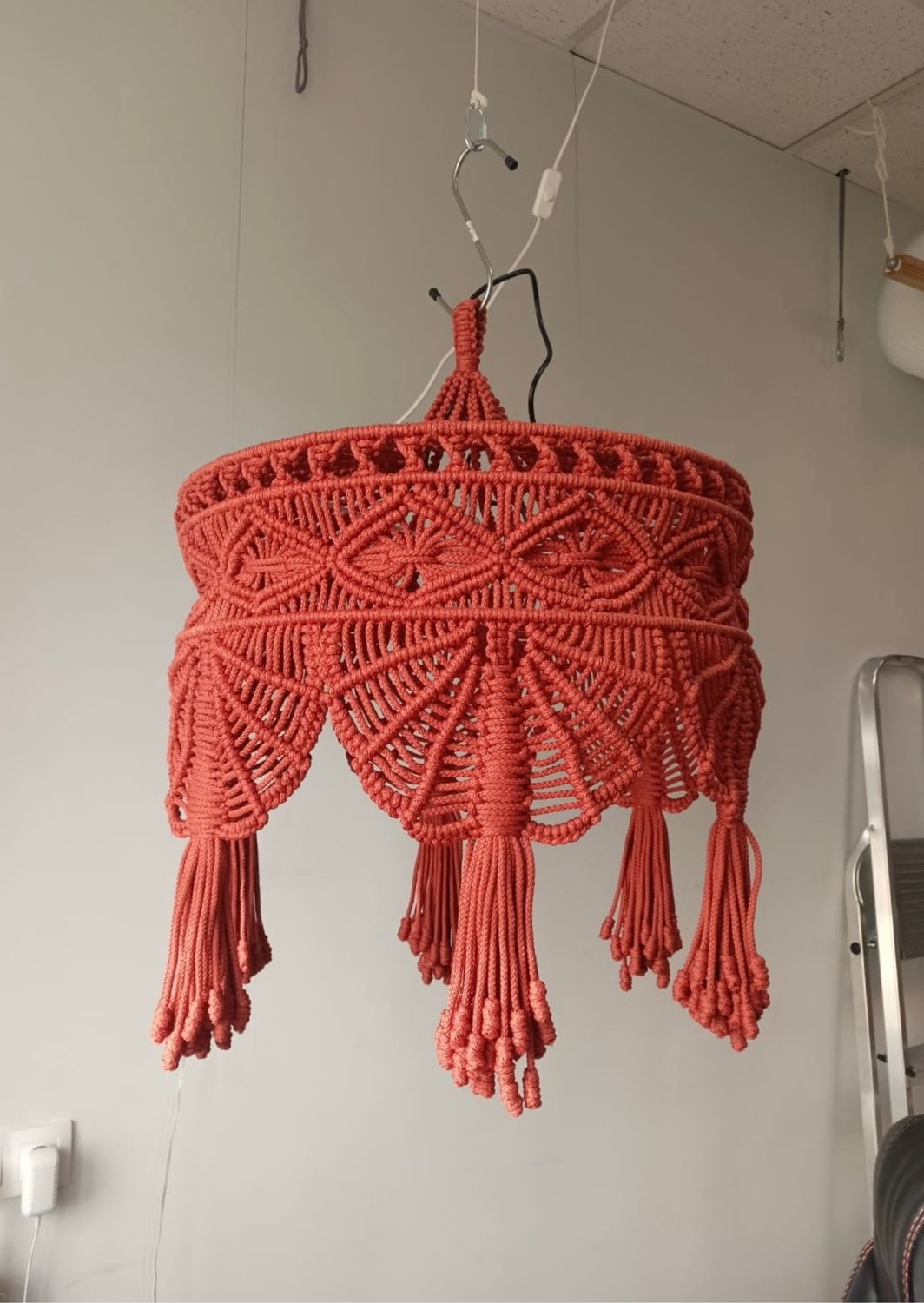 Люстра макраме, плетеная люстра в интернет-магазине Ярмарка Мастеров по ...