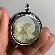 Кулон с кристаллом раухтопаза и херкимерами