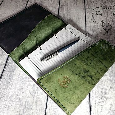 Канцелярские товары ручной работы. Ярмарка Мастеров - ручная работа Кожаный блокнот ежедневник со сменными блоками на кольцах А5 из кожи. Handmade.