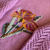 Подарочные  женские варежки с вышивкой «Счастливый гном»