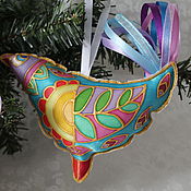 Для дома и интерьера handmade. Livemaster - original item Toys: for Christmas tree. Bird on a garland. Painting on fabric. Handmade.