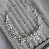 Стильные серьги с цепочками в серебре и опалом Свадебные серьги