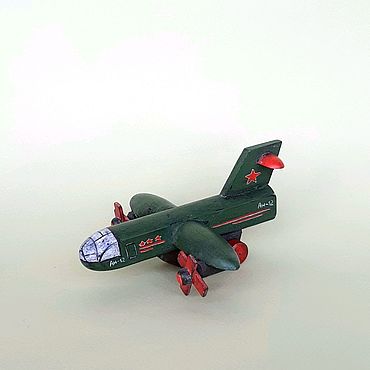 Подарки и сувениры ручной работы. Ярмарка Мастеров - ручная работа Самолет Ан-12 из дерева. Handmade.