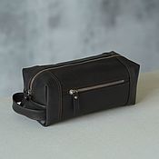 Сумки и аксессуары handmade. Livemaster - original item Men`s dressing case made of genuine leather (Dark brown). Handmade.
