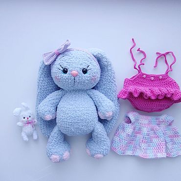 Куклы и игрушки ручной работы. Ярмарка Мастеров - ручная работа Плюшевая зайка в платье + боди + малыш зайчонок.. Handmade.
