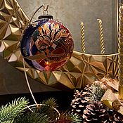 Подарки к праздникам handmade. Livemaster - original item Glass Christmas ball Theater in a wooden box. Handmade.