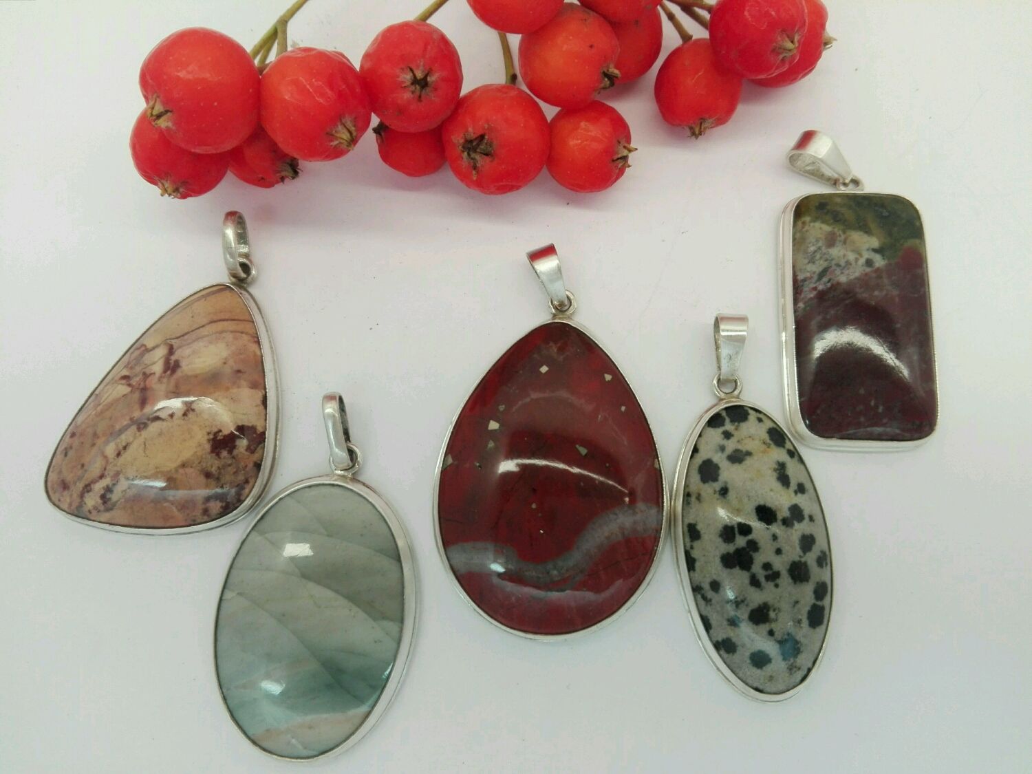 Купить подвески (кулоны) с натуральными камнями в интернет-магазине Kamnibel