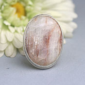 Ring with moonstone. Silver