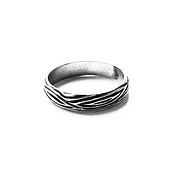 Серебряное кольцо с гагатом "Тихий час", размеры 16 - 20