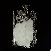 Бирюзовое ожерелье с гоулитом
