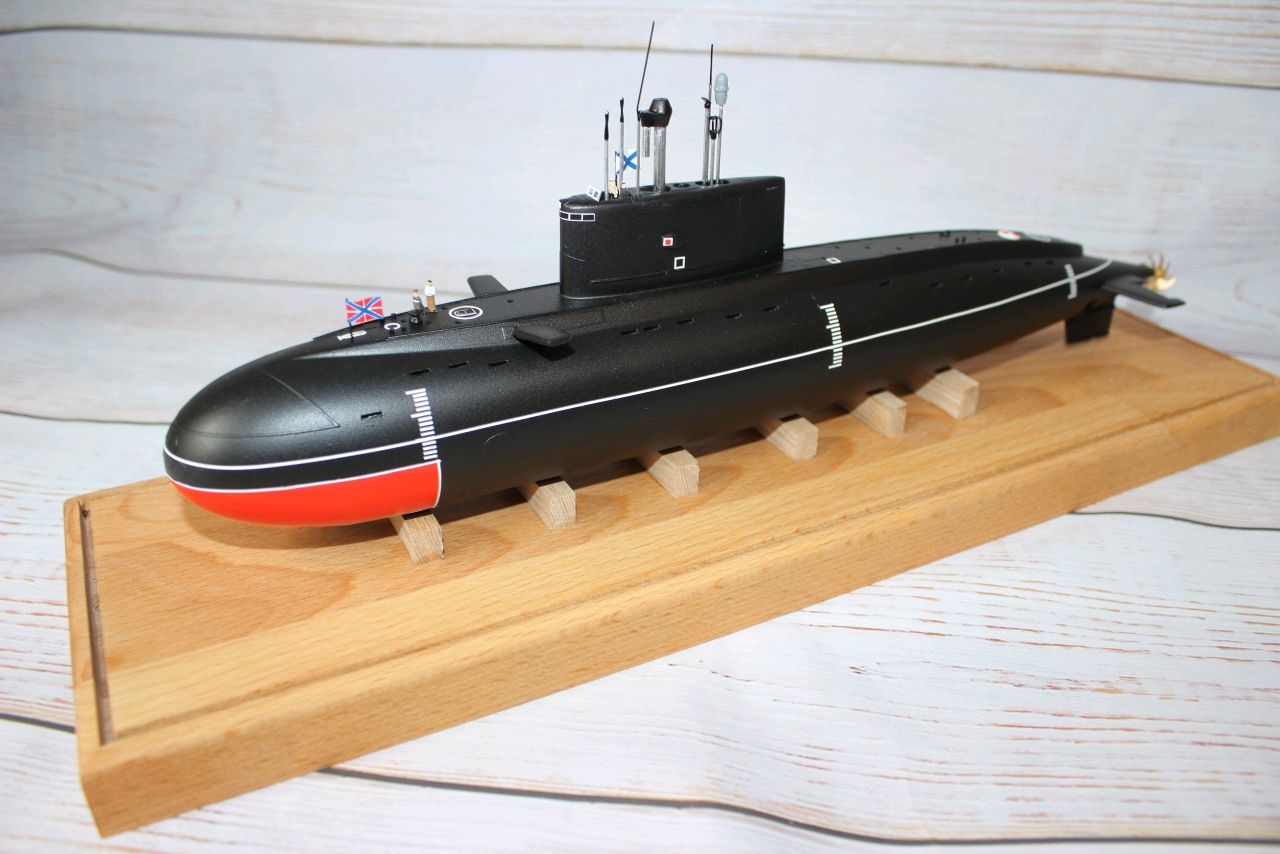 Модель подводной лодки Варшавянка