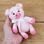Knitted toy bear plush stuffed bear