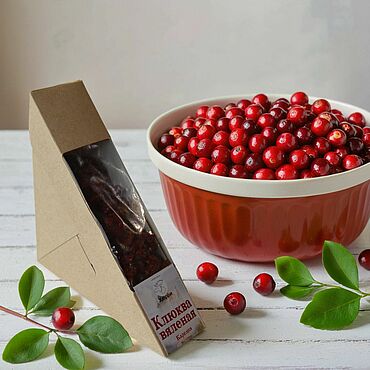 Фермерские продукты ручной работы. Ярмарка Мастеров - ручная работа Клюква вяленая из Карелии.. Handmade.