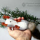Manual belochka broche de valyanaya de la proteína de la lana. Brooches. Woolen Zoo. Ярмарка Мастеров.  Фото №6
