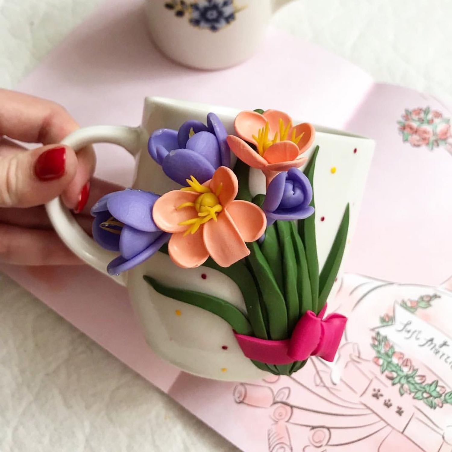 Открытки с цветами и чашечками