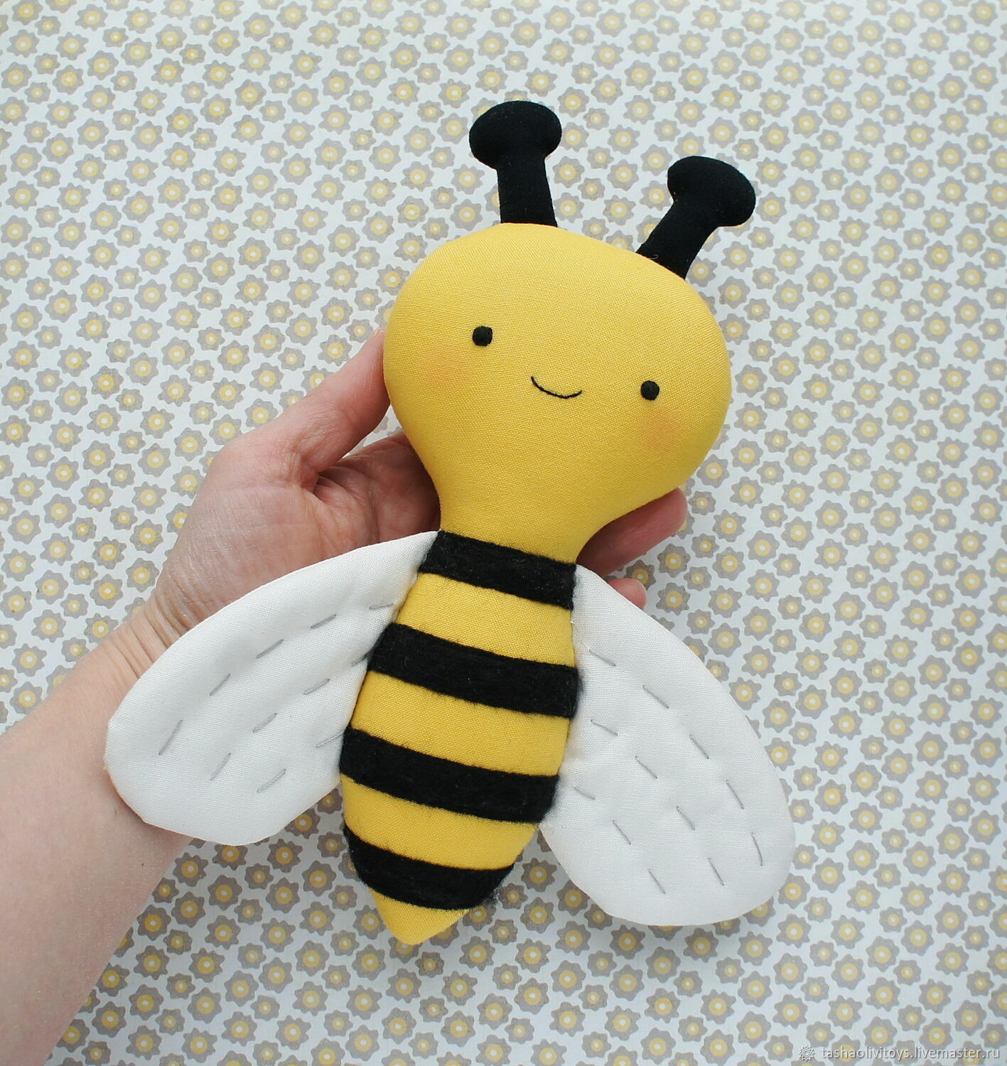 Вязаные игрушки + Пчелы