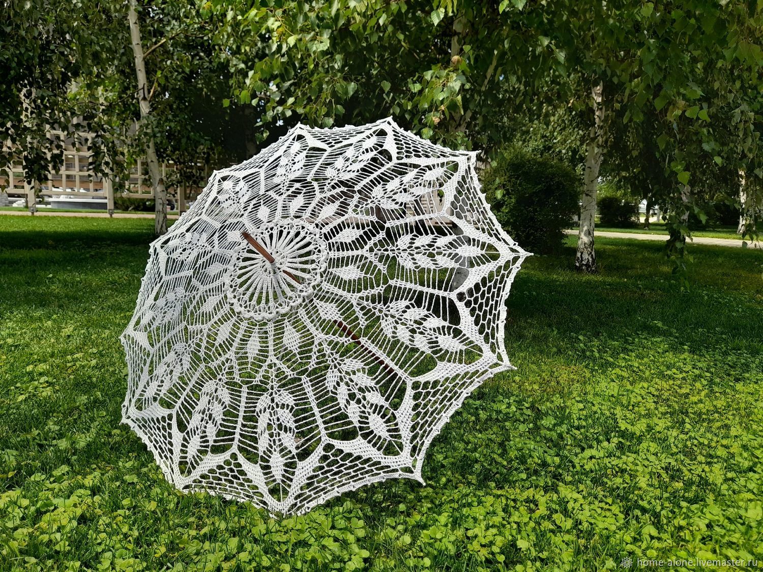 Белый зонт 
