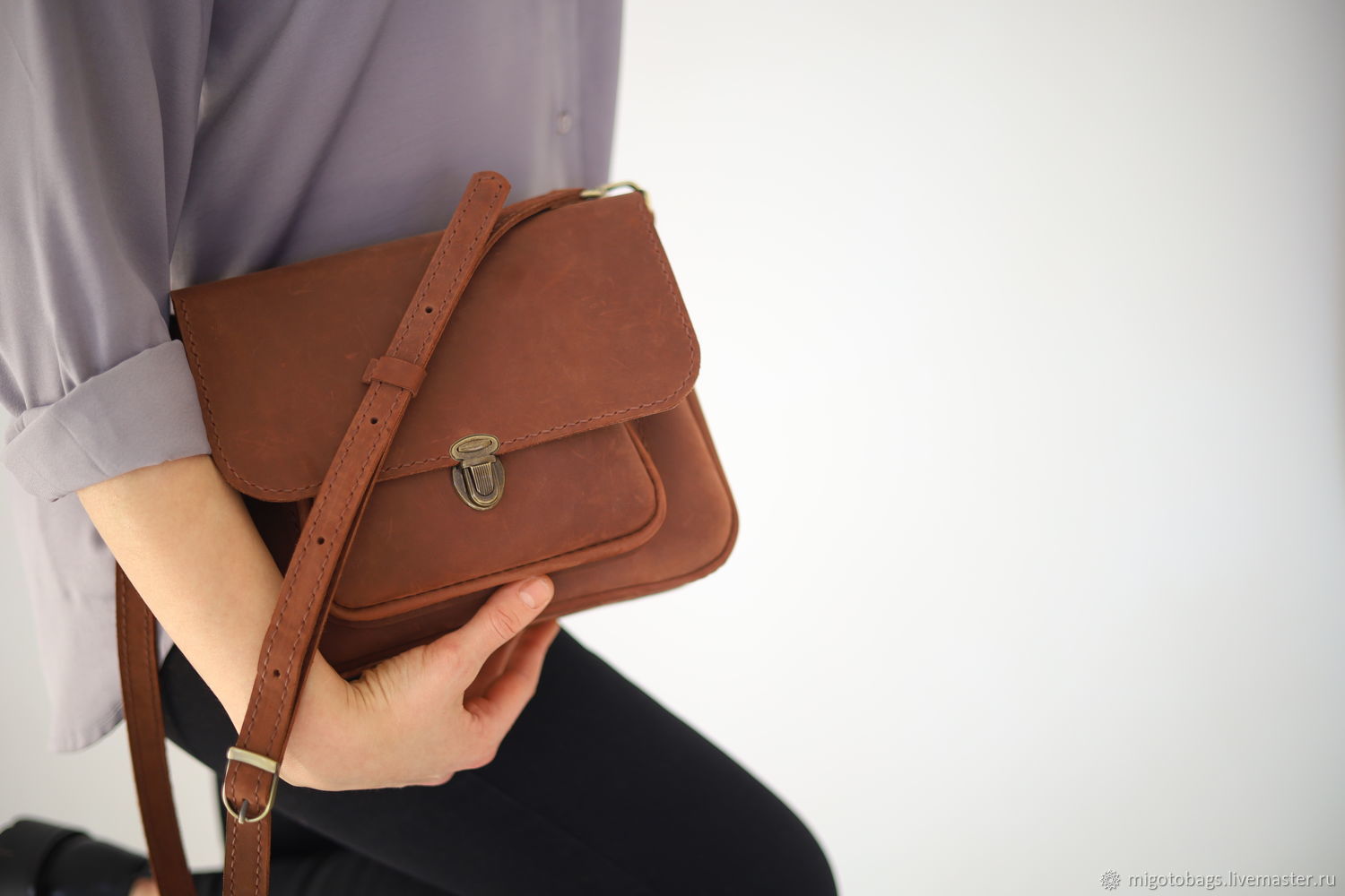 Ladies messenger bags leather online