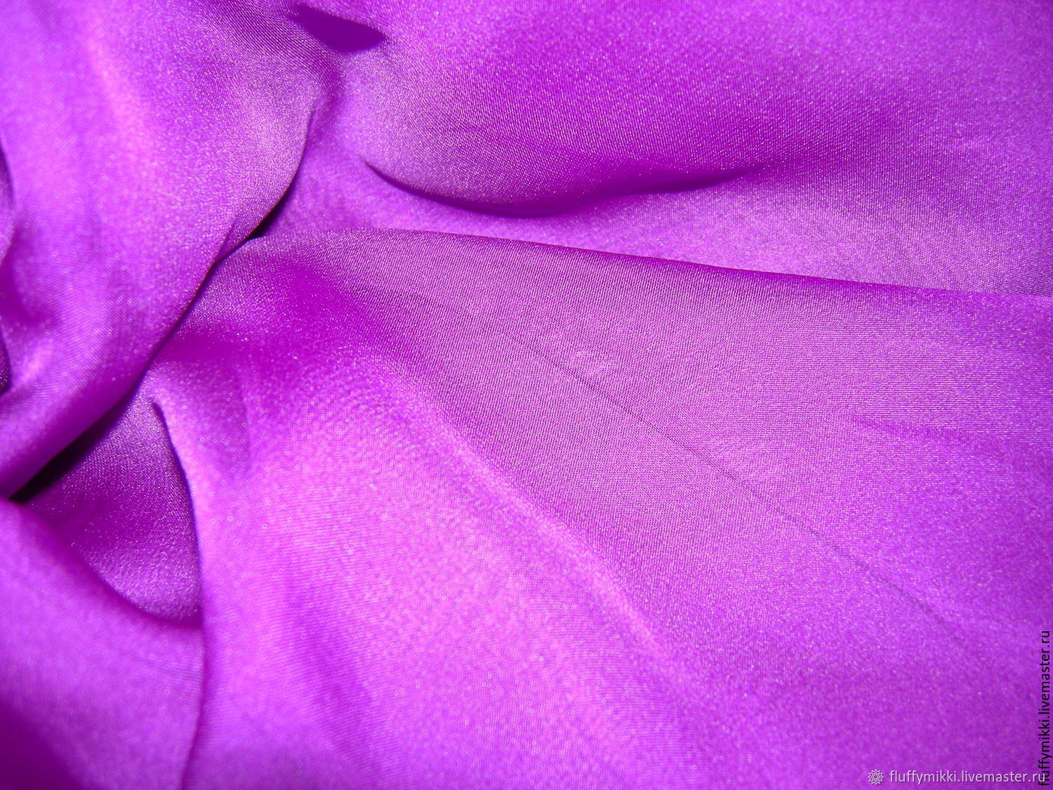 Фиолетовая ткань шифон