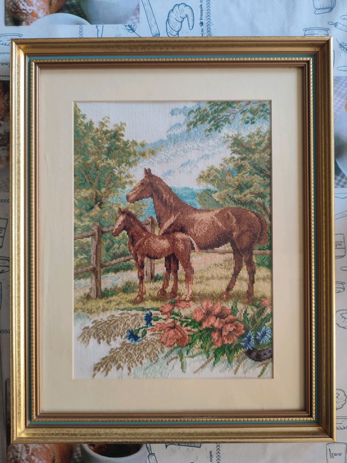 Картина вышитая крестиком Лошади в интернет-магазине Ярмарка Мастеров ...