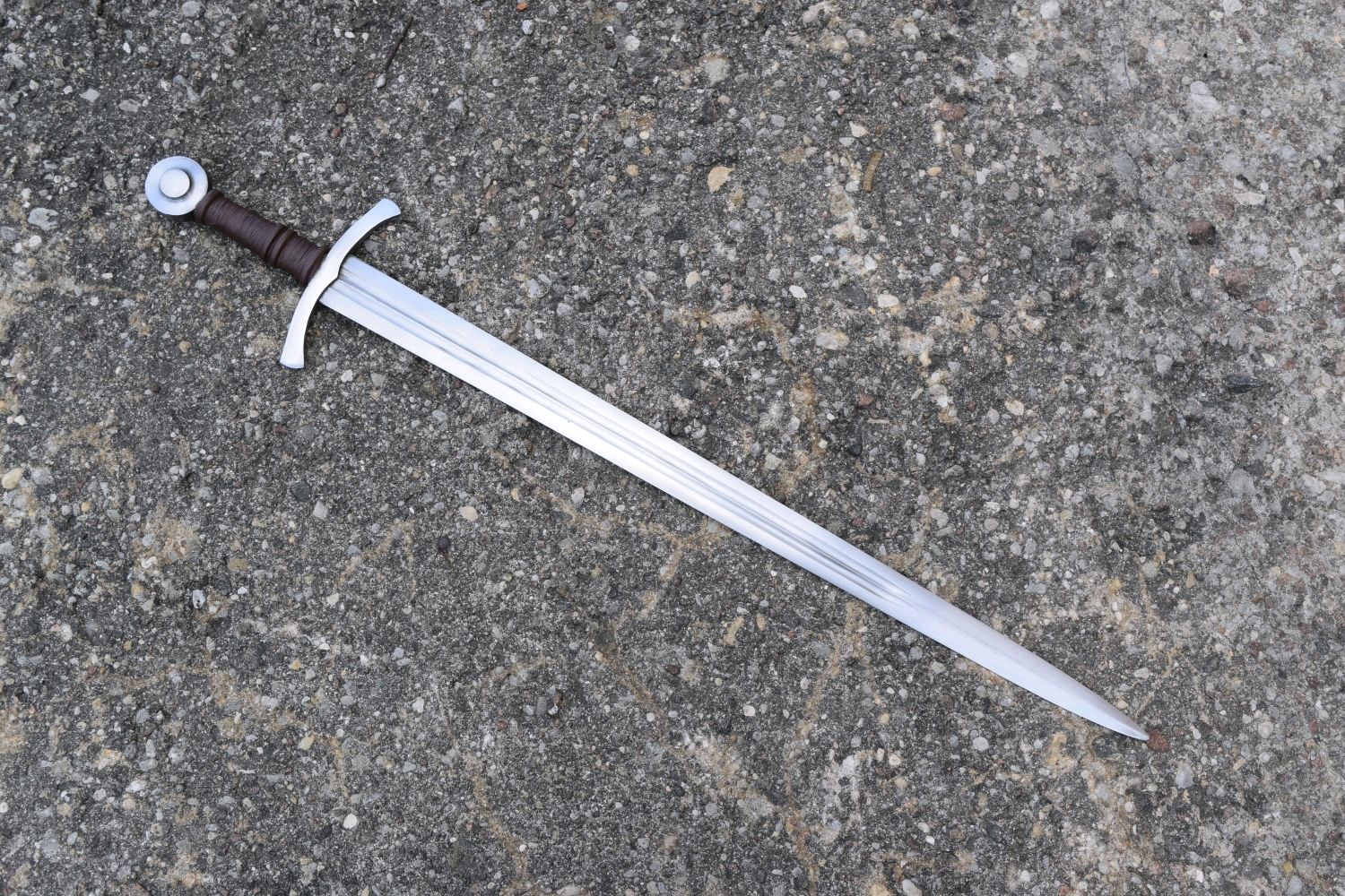 Биргризен меч фото