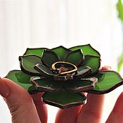 Свадебный салон ручной работы. Ярмарка Мастеров - ручная работа Flor de cristal, cojín para anillos de boda. Handmade.