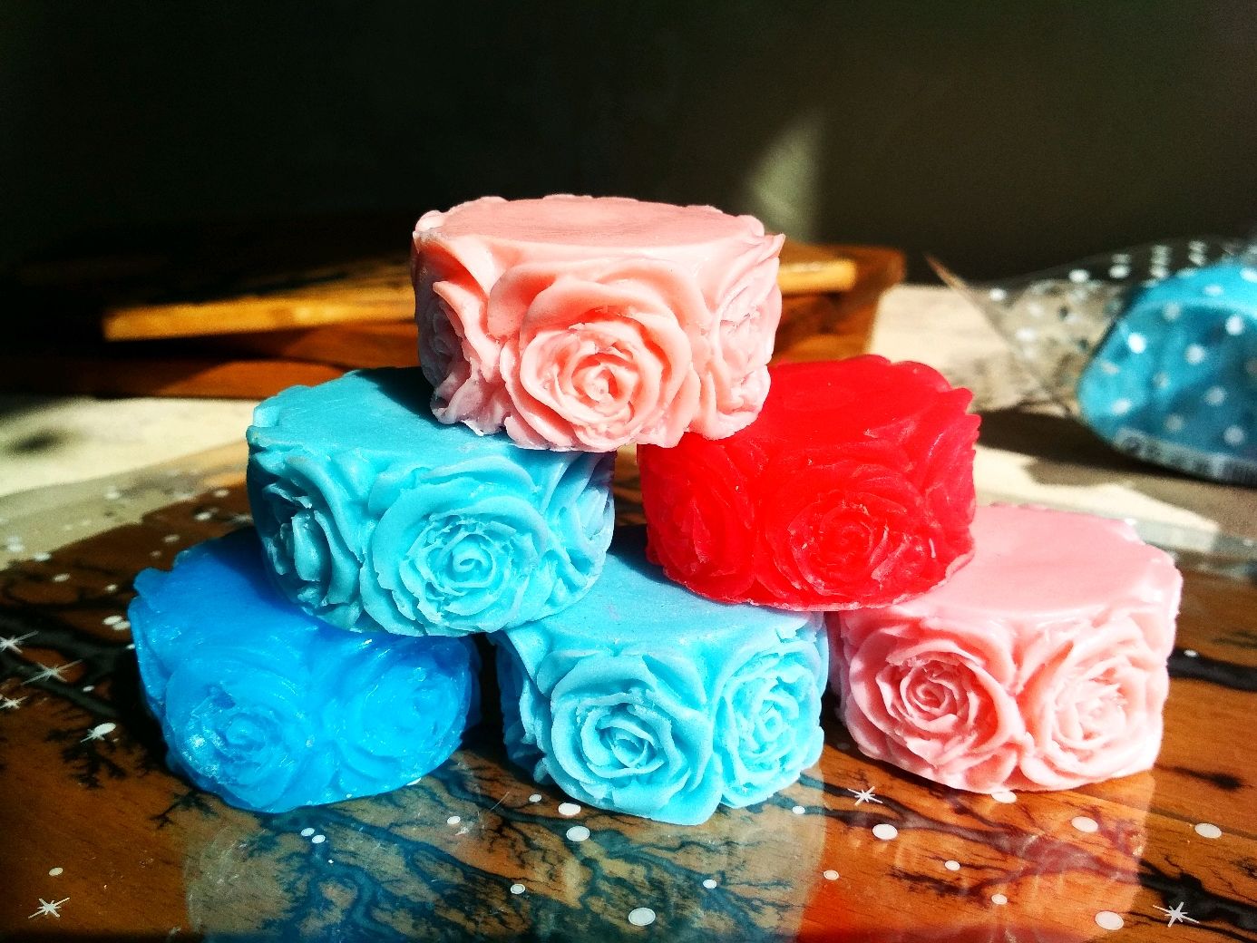 Мыло ручной работы купить магазин. Мыловарение. Мыльные розы. Оригинальное мыло ручной работы. Мыловарение розы.