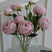 Интерьерные розы из фоамирана