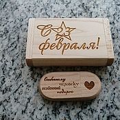 Сувениры и подарки handmade. Livemaster - original item Wooden flash drive with engraving in a box, souvenir, gift. Handmade.