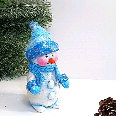 Сувениры и подарки ручной работы. Ярмарка Мастеров - ручная работа Ёлочная игрушка "Снеговик" из ваты. Handmade.