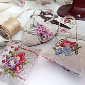Материалы для творчества handmade. Livemaster - original item Mini needle box gift needlewoman hand embroidery. Handmade.