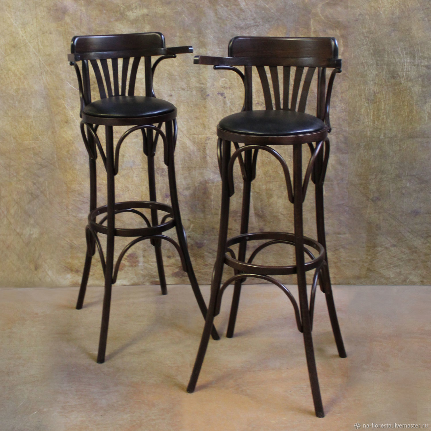 Барные стулья для кухни в Симферополе