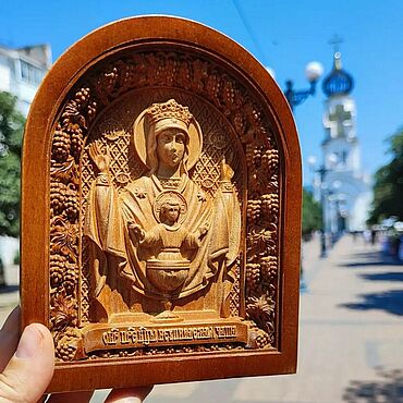 Картины и панно ручной работы. Ярмарка Мастеров - ручная работа Икона деревянная резная Спас Нерукотворный. Handmade.