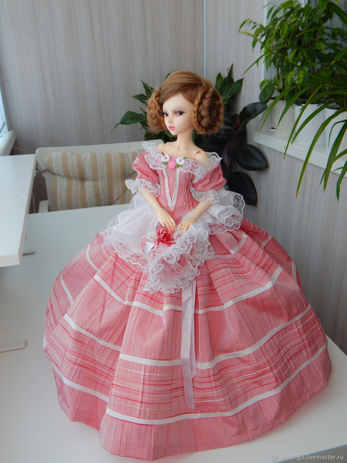be196c37ad1bd91e2d330679f2kh--kukly-i-igrushki-autfit-dlya-kukly-1-4-mademuazel.jpg