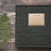 Канцелярские товары handmade. Livemaster - original item Mini album for herbarium made of green tweed (20 kraft sheets). Handmade.