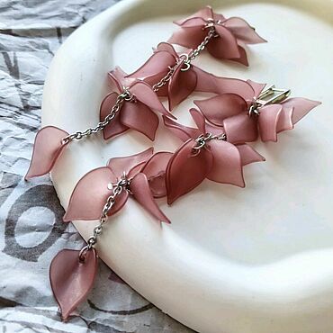 Украшения ручной работы. Ярмарка Мастеров - ручная работа Серьги лепестки. Handmade.