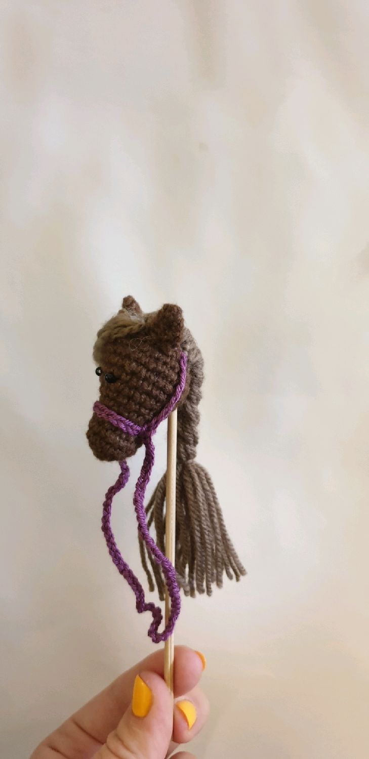 Игрушка лошадка на палочке в интернет-магазине на Ярмарке Мастеров ...