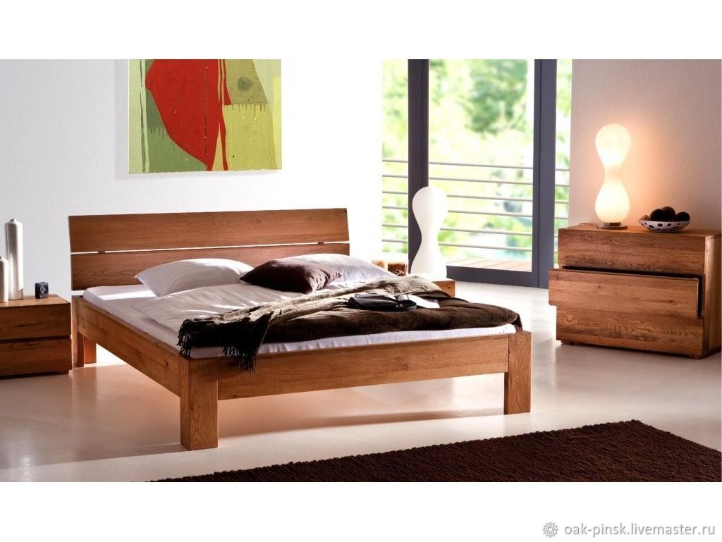 Деревянная кровать стильно